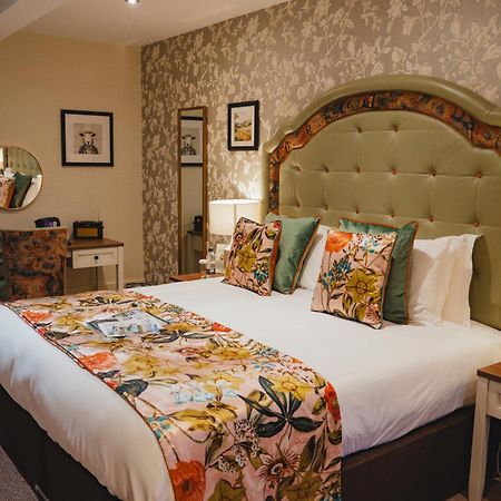 The Golden Fleece Hotel, Thirsk, North Yorkshire Kültér fotó