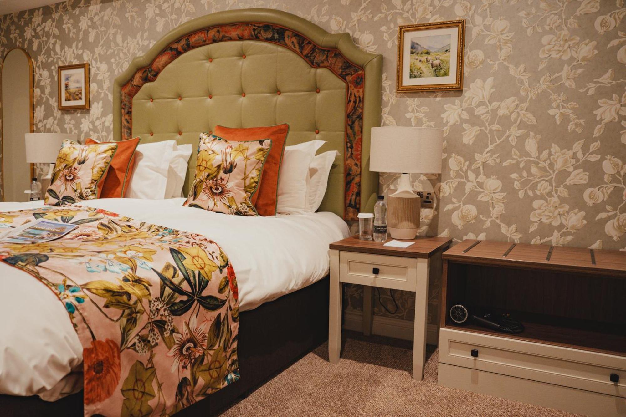 The Golden Fleece Hotel, Thirsk, North Yorkshire Kültér fotó