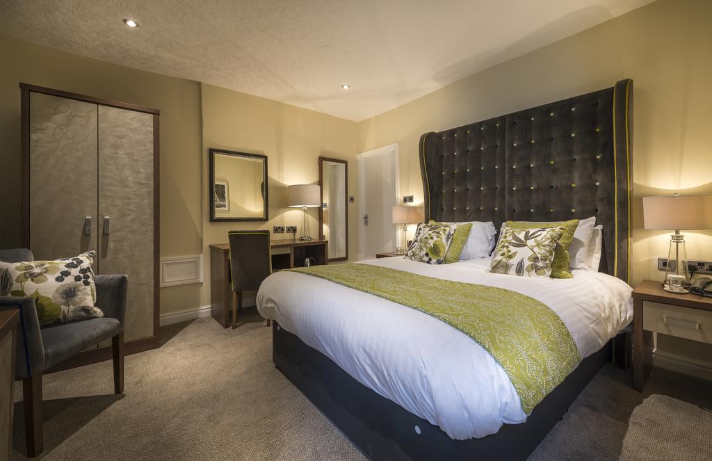 The Golden Fleece Hotel, Thirsk, North Yorkshire Kültér fotó
