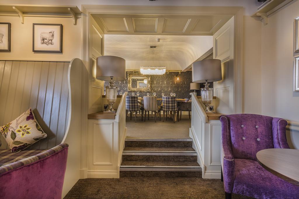 The Golden Fleece Hotel, Thirsk, North Yorkshire Kültér fotó