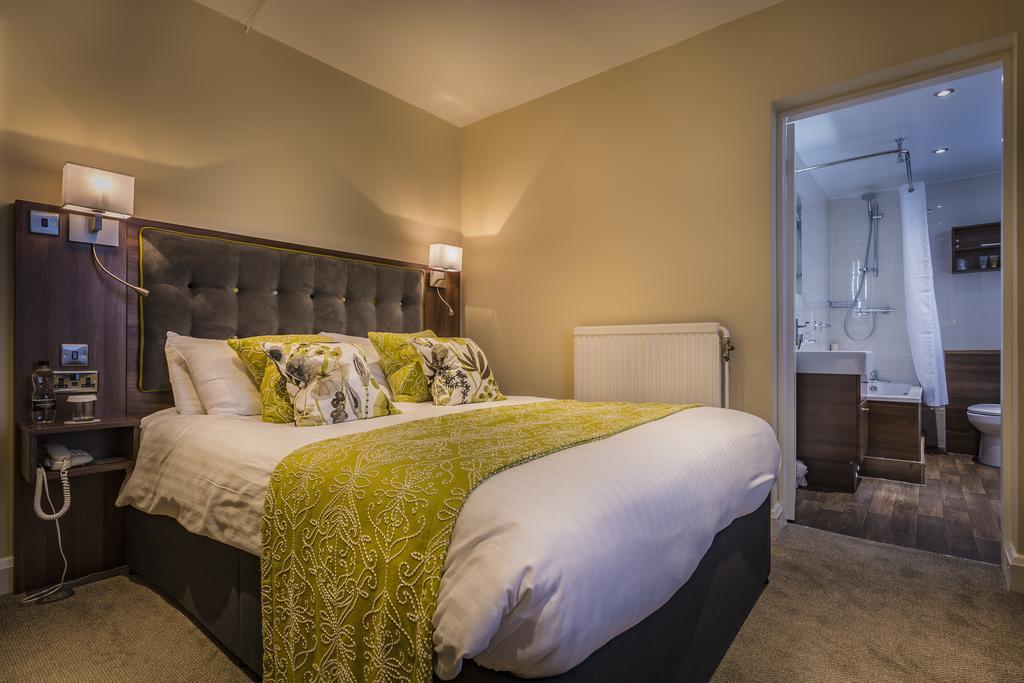 The Golden Fleece Hotel, Thirsk, North Yorkshire Kültér fotó