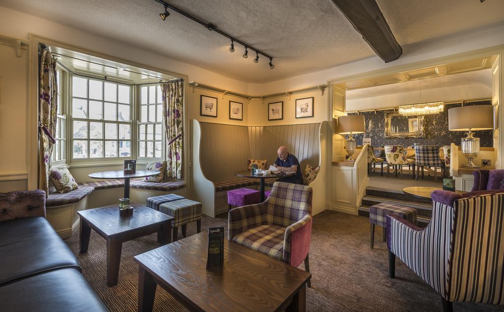 The Golden Fleece Hotel, Thirsk, North Yorkshire Kültér fotó