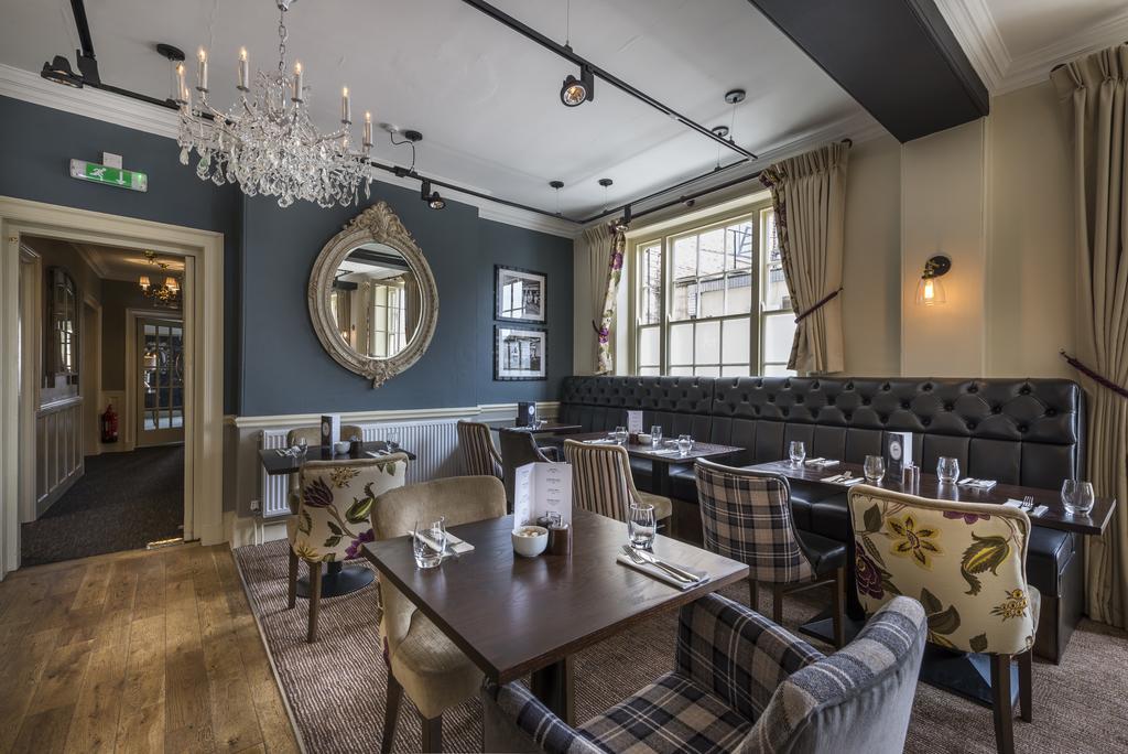 The Golden Fleece Hotel, Thirsk, North Yorkshire Kültér fotó