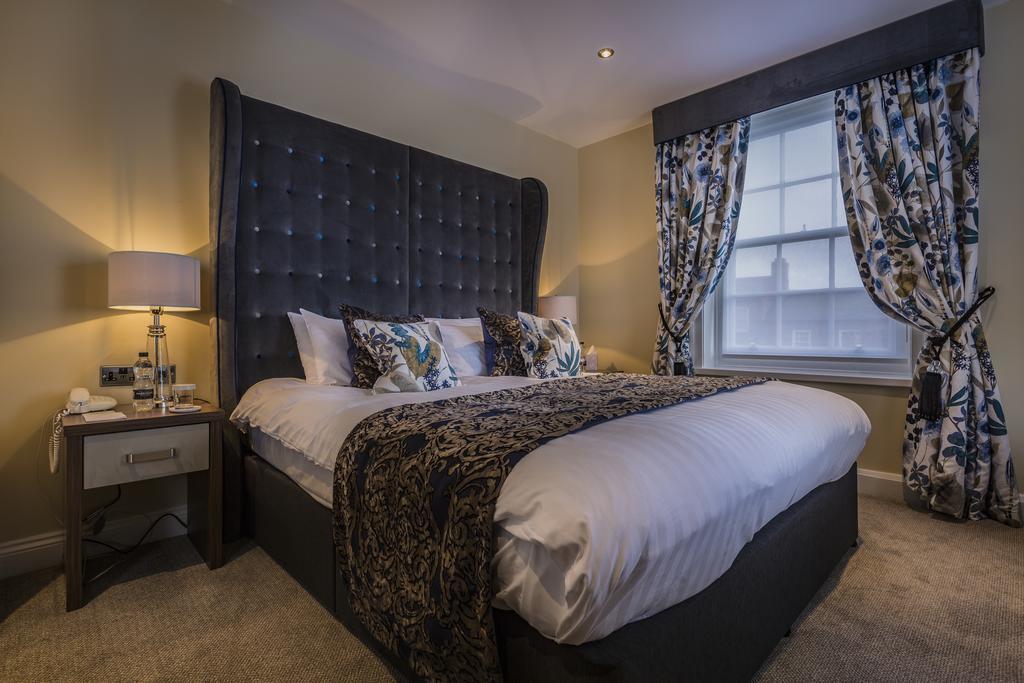 The Golden Fleece Hotel, Thirsk, North Yorkshire Kültér fotó